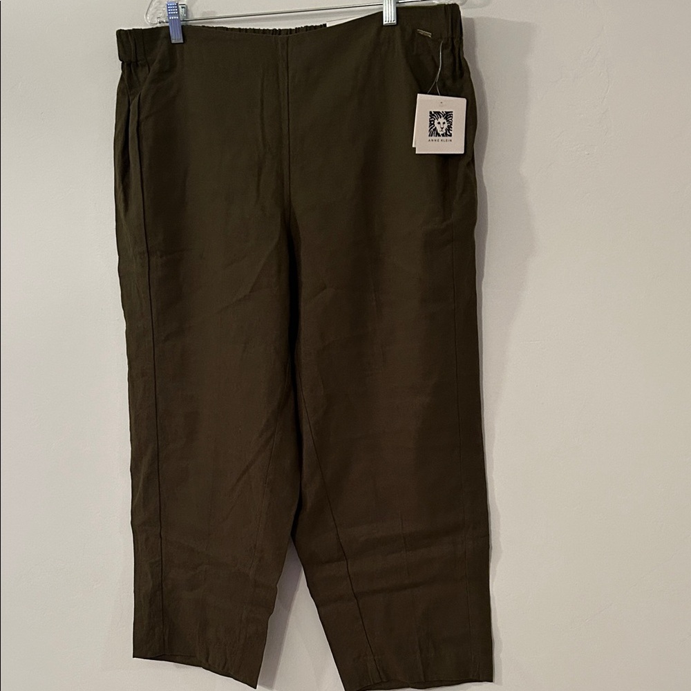NWT Anne Klein Linen/Viscose Slim Crop Pant